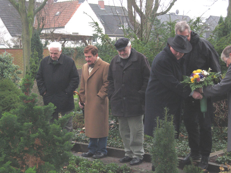 Besuch an Hausvaters Grab